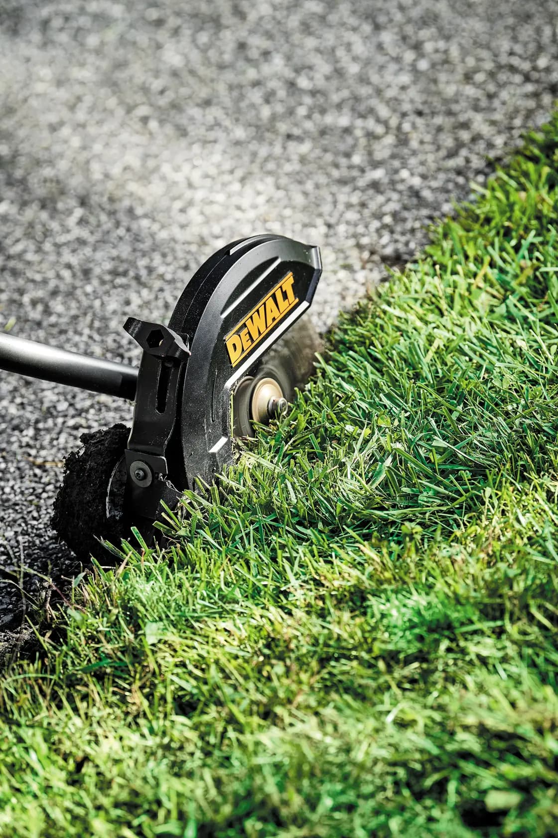 DEWALT 得偉 DWOAS4ED DCST972 草地修剪頭