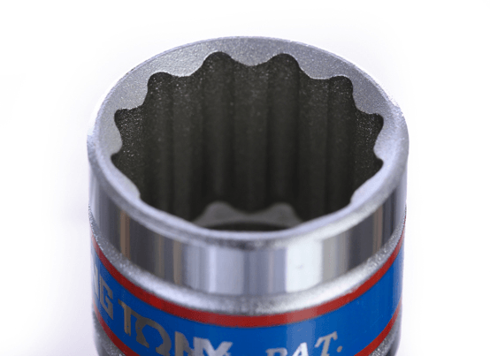 KING TONY 19 mm 1/2吋十二角套筒同設計地區版本示意工作端細節;來源433019MH,非433019M包裝照片,本款售價以一顆計