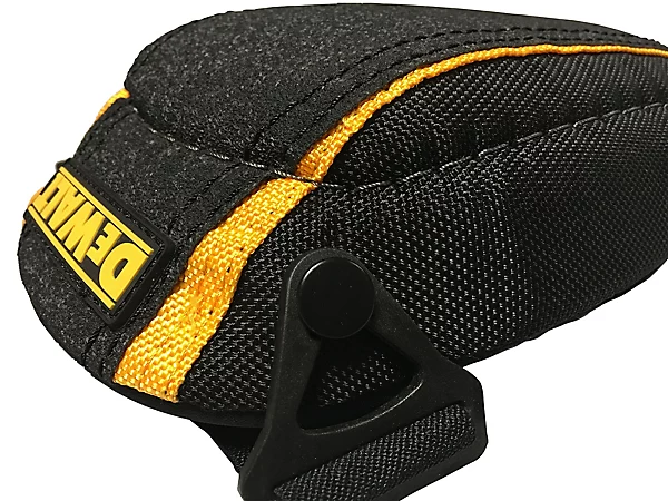 DEWALT 得偉 DWC5224 護膝(細節)