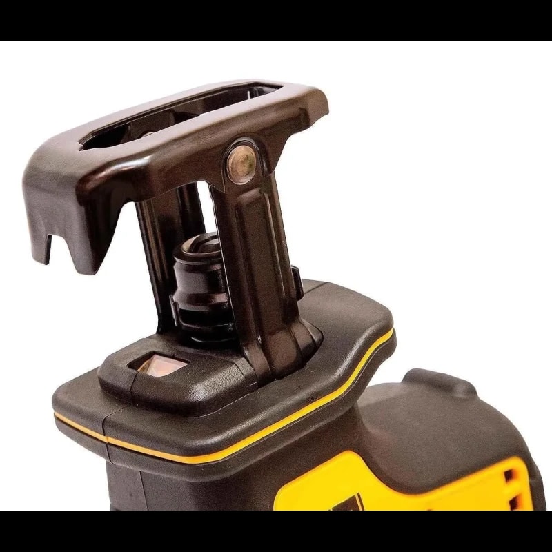 DEWALT 得偉 DCS369N 軍刀鋸鋸靴及夾具細節